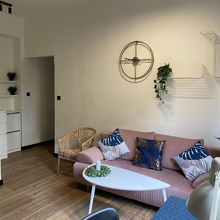 Przytulny I Nowoczesny Apartament Malgosi, 10 Min Pieszo Od Dworca I Galerii Katowice Bagian luar foto